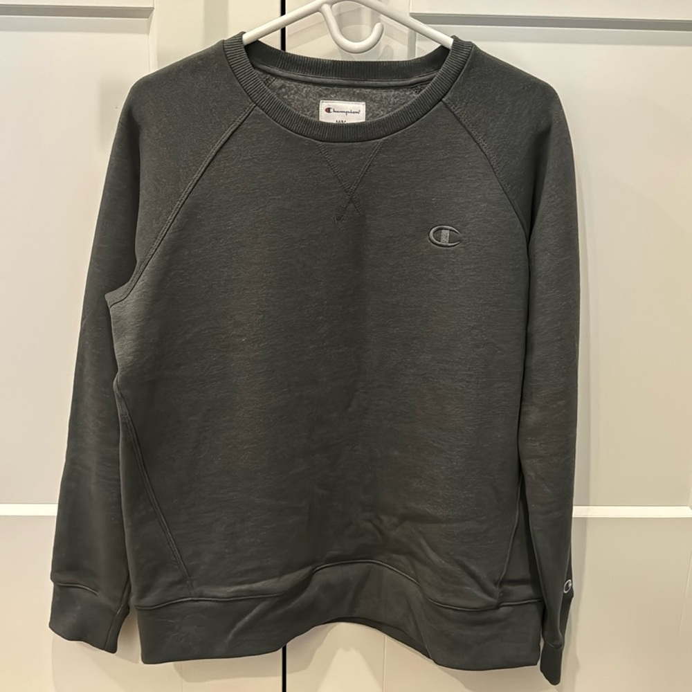 Gray Champion Crewneck